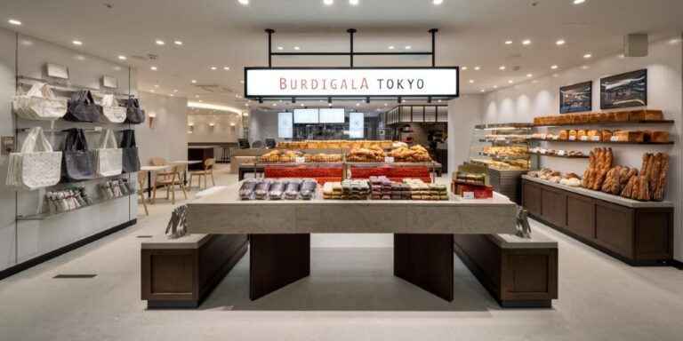 BURDIGALA TOKYO(ブルディガラ)の「焼き菓子詰め合わせ缶&Flan」の魅力と口コミ&レビュー|Share Style
